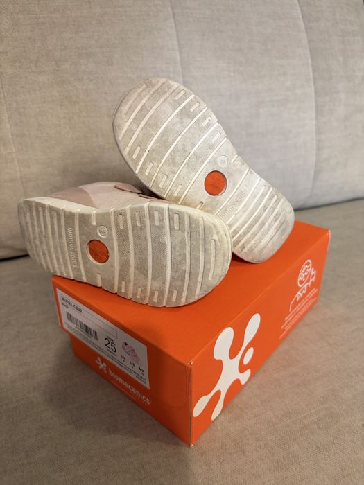 Sneakers Biomecanics, marimea 25