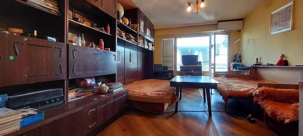 Продава се Двустаен апартамент в Бургас, Изгрев - 61 кв.м за 16033 €/кв.м - Снимка #3