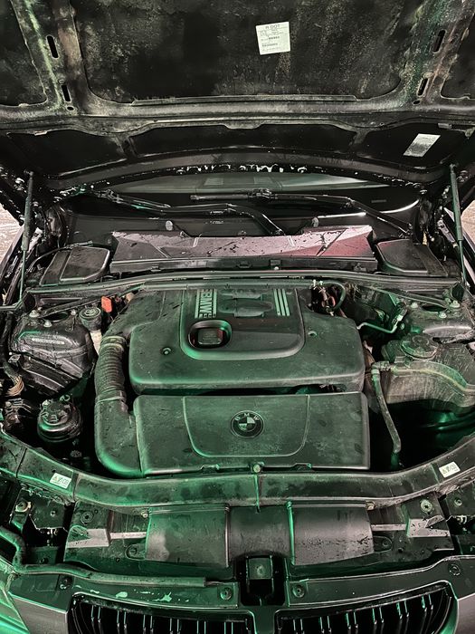 Bmw E90 320D Automat