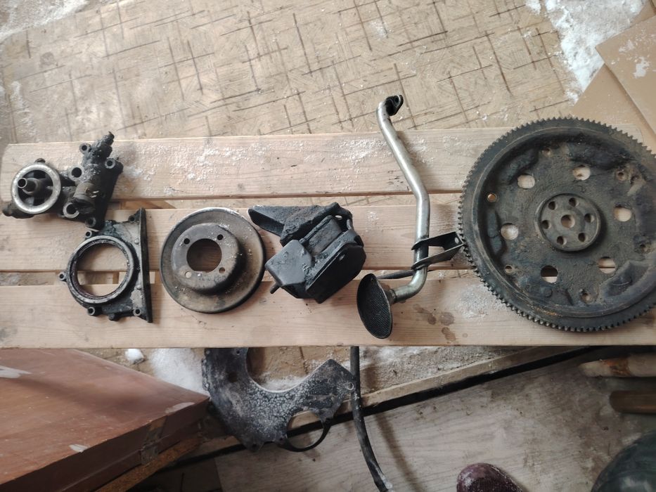 Продам запчасти на авто