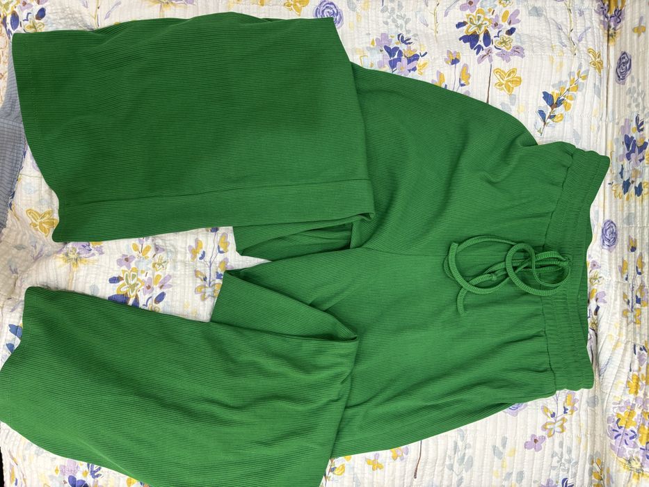 Одежда в очень хорошем состоянии