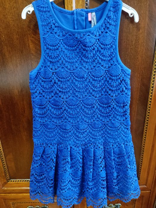 Продам платье для девочки