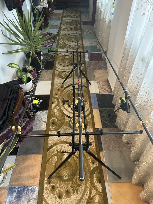 Lansete FL X30 de 3,90 rodpod FL si mulinete FL Strategist 14000