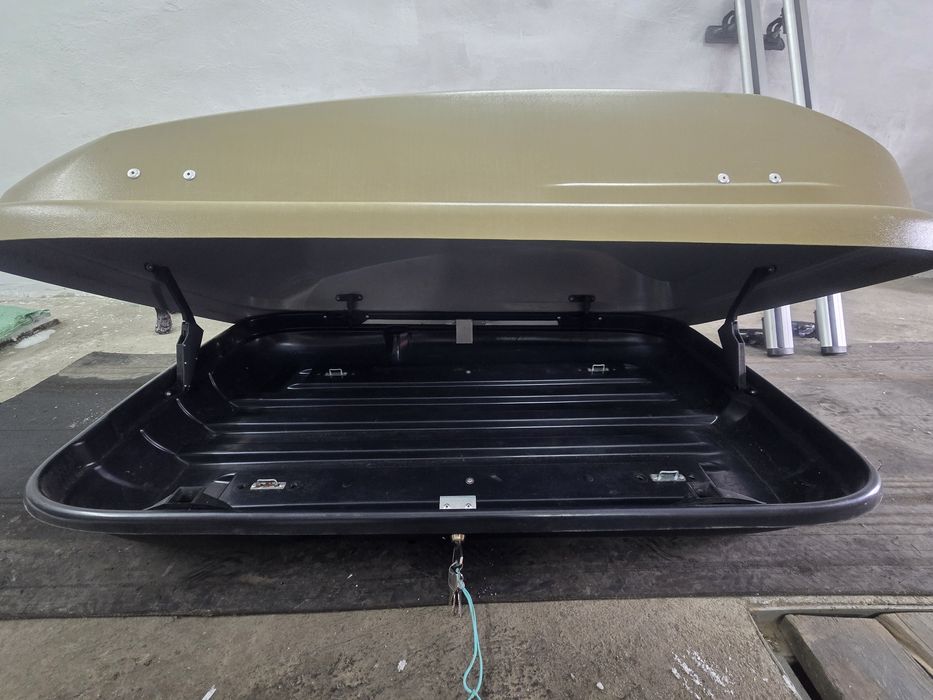 Продам бокс на авто с рейлингами