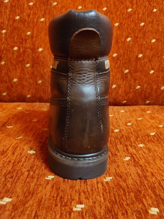 Caterpillar-мъжки боти №45