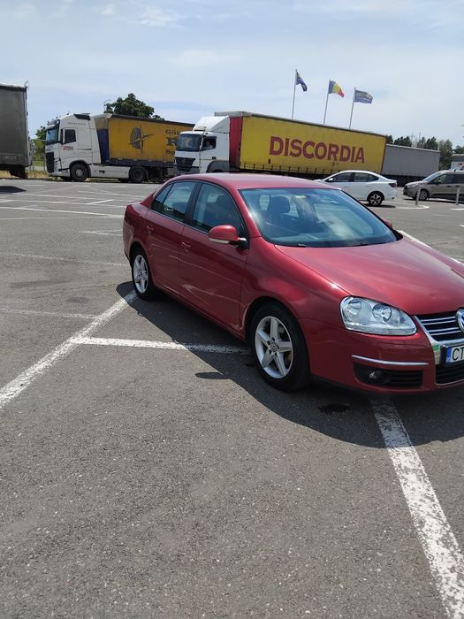 VOLKSWAGEN Jetta 2009 — imagine 3
