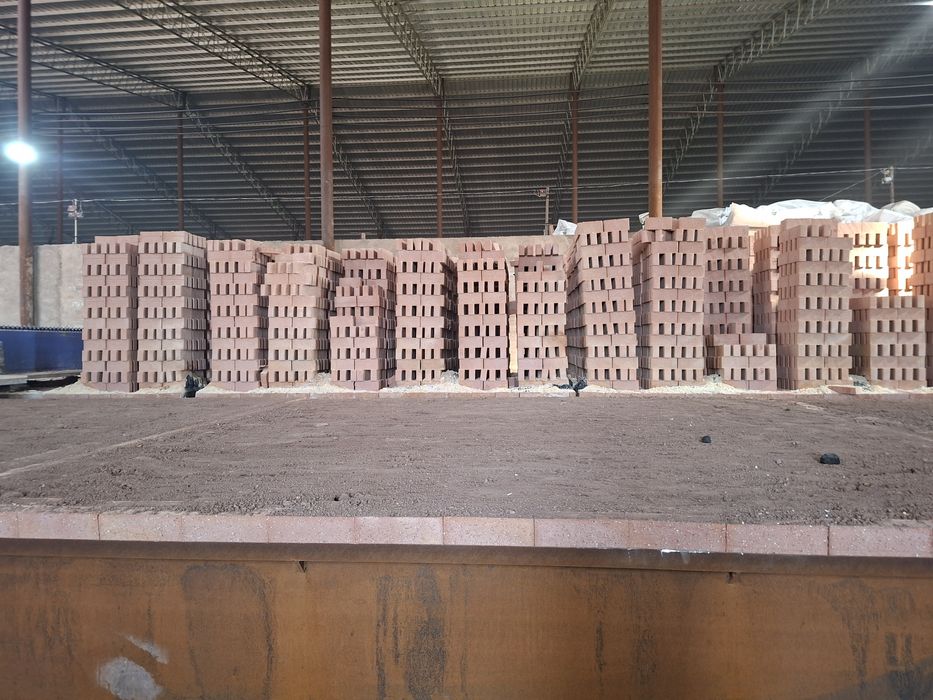 Продам кирпич красный полуторный
