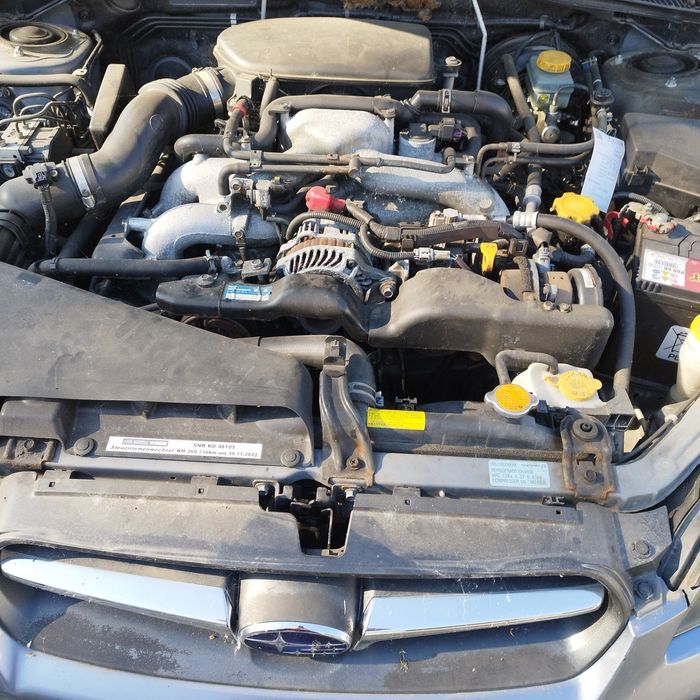 Субару легаси 2.0 3.0