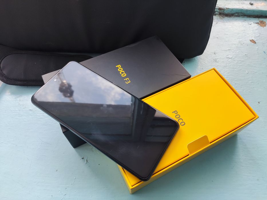Poco f3 (8/256) продам
