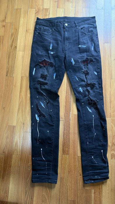 Blugi negri cu pietre