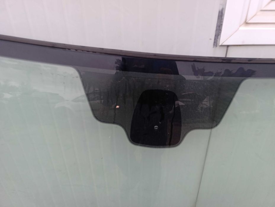 Предно, челно стъкло за Нисан Кашкай / Nissan Qashqai  до 2013г.