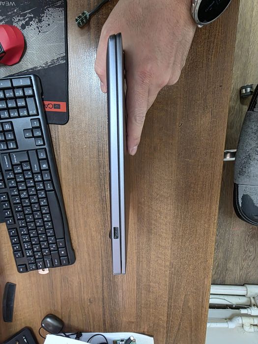 Huawei matebook D14 cor i3 12gen 8/256