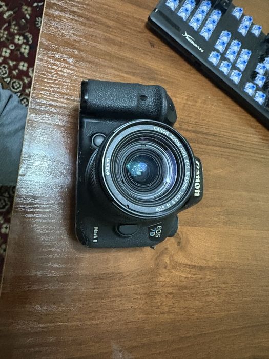 Фотоапарат Canon 7D mark 2