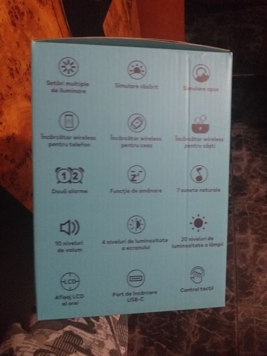 Lichidare stoc Vand lampa inteligenta si incarcare wireless