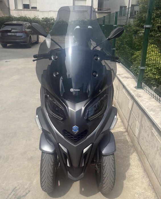 Piaggio MP3 Exclusive 530