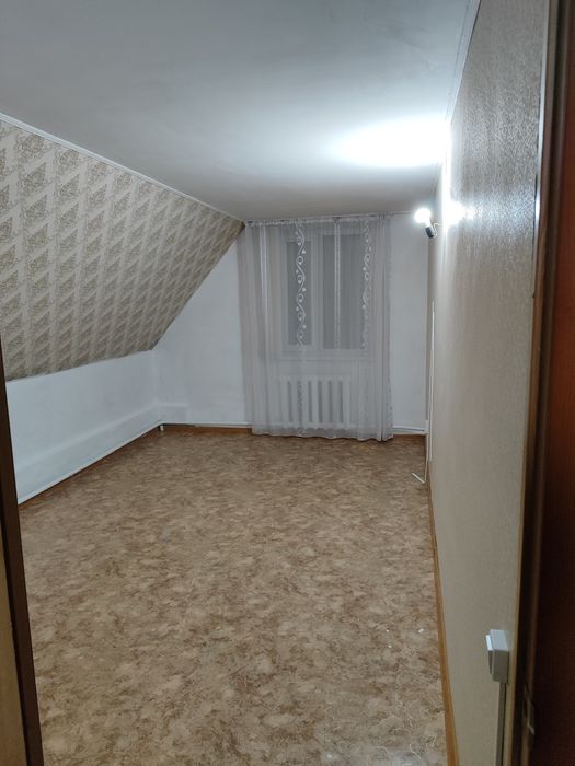 Продам часть мансардного дома. Дом