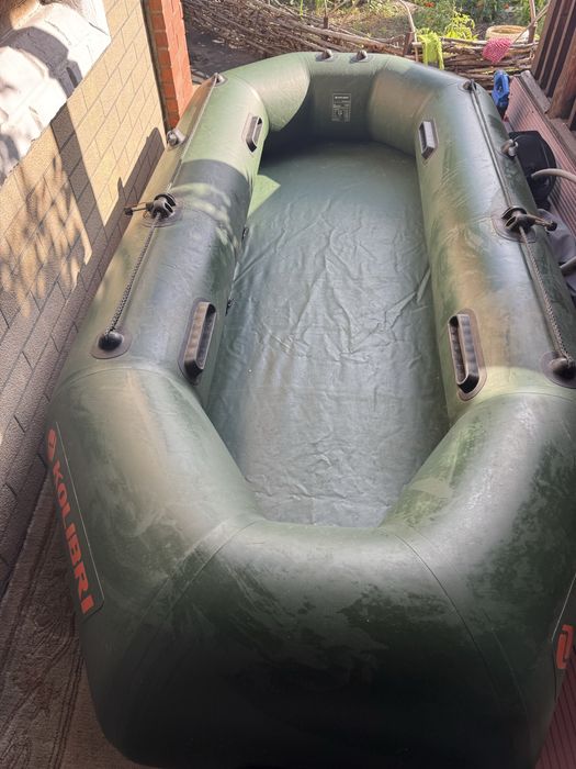 Продам лодку kolibri-280t