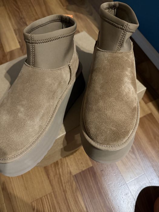 UGG Боти Classic Mini Dipper