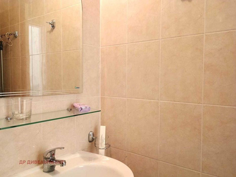 Дава се под наем Едностаен апартамент в к.к. Слънчев бряг - 60 кв.м за 173.4 € - Снимка #11