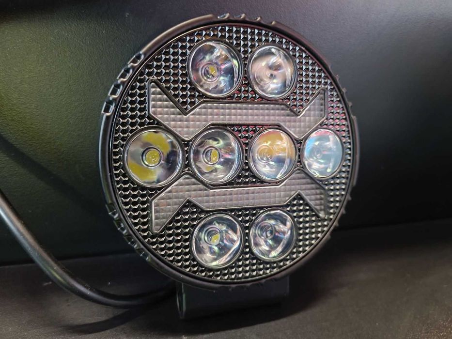 Кръгла халогенна работна лампа 12V-24V бяла и жълта светлина Джип АТВ