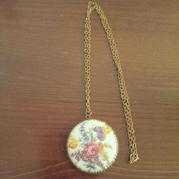 Уникален старинен медальон