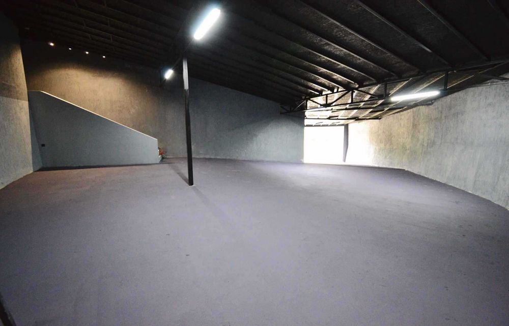 Продава се Къща в София, м-т Детски град - 600 кв.м за 1917 €/кв.м - Снимка #16