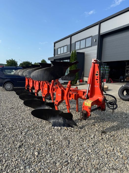 Plug agricol Kuhn Multimaster121-5 trupite