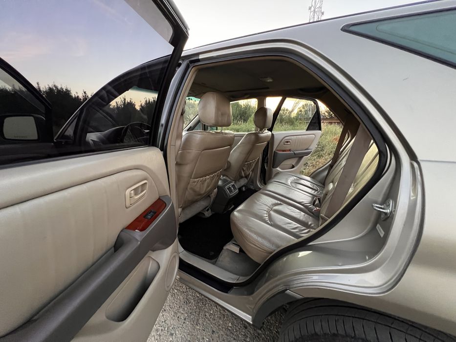 Lexus RX 300 3.0 V6  • 4WD