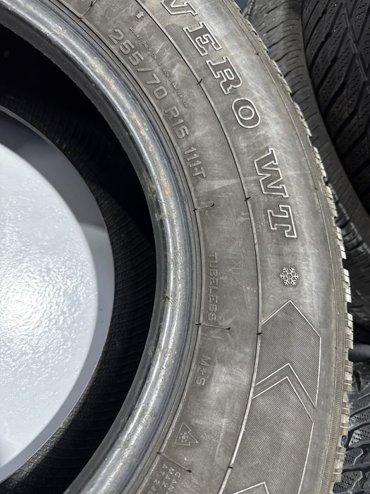 Anvelope de iarna 255/70 R16