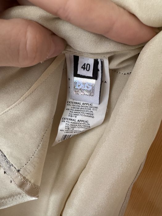 Автентичен Dolce&Gabbana топ от коприна