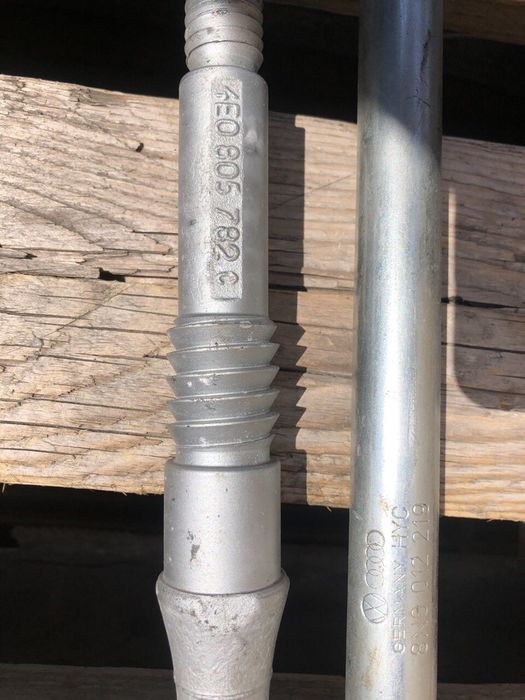 Авариен комплект крик триъгълник ключ за джанти Ауди/Audi