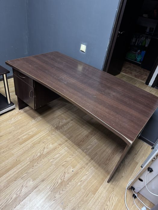 Офисный стол разборный