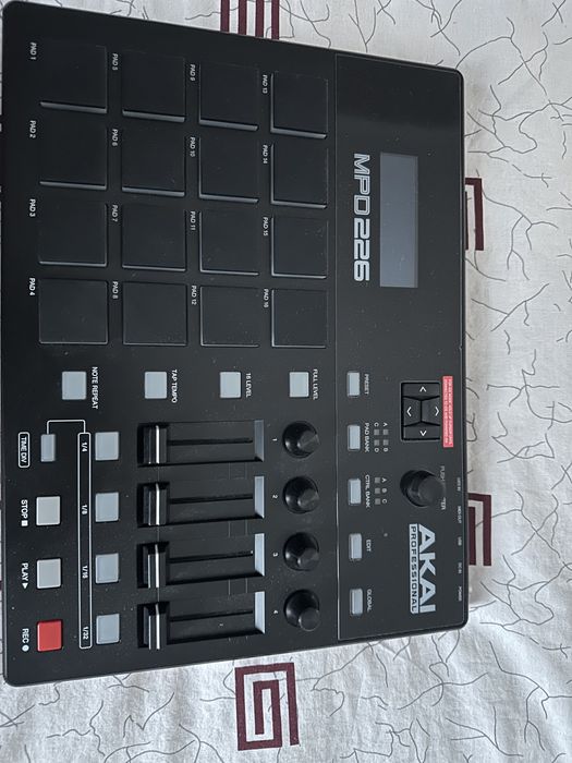 Akai professional mpd 226