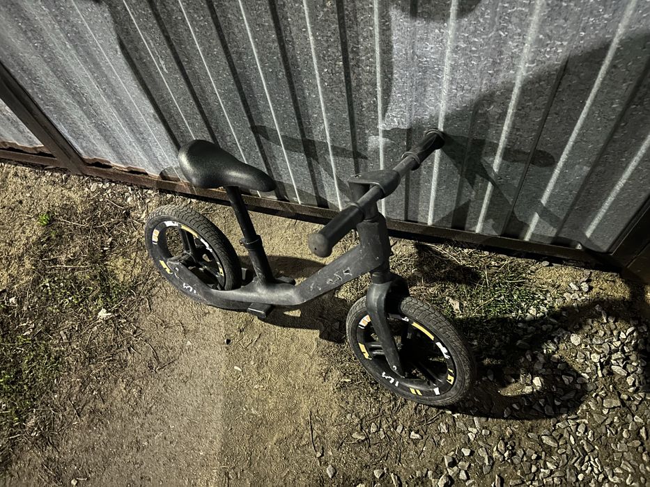 Продается беговел