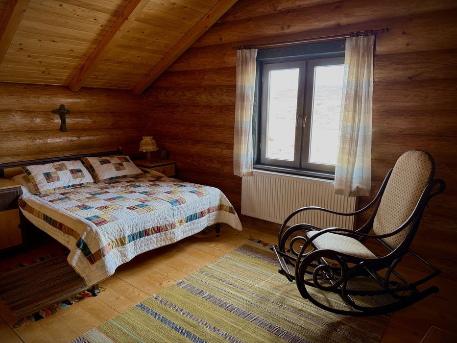 Cabana libera de 1 Mai la doar 18 km de Cluj