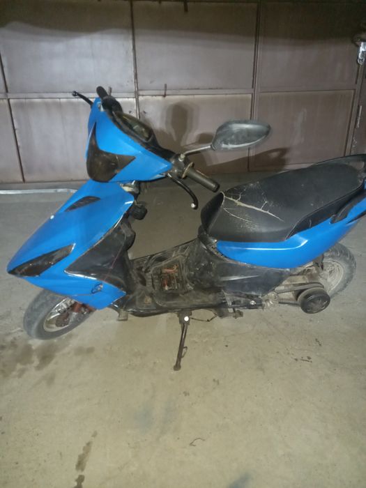 Скутер Angel 180 кубов