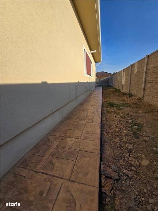 Duplex pe parter - zona buna - toate utilitatile