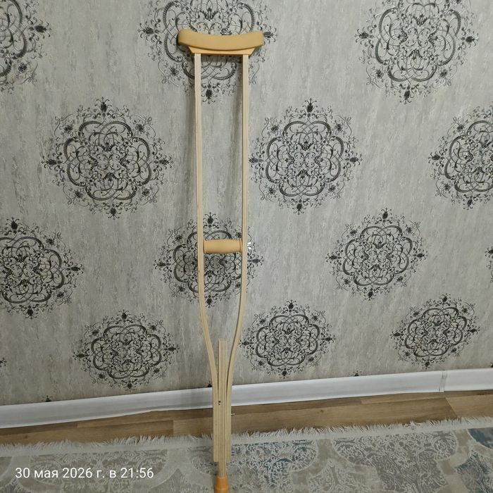 Продам деревянные костыли