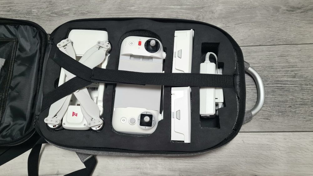 Drona 4k Xiaomi FIMI X8 SE 2020 cu 2 baterii, Camera , 12MP Sony CM