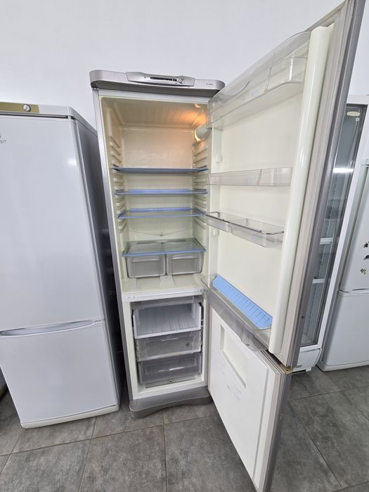 Продам морозильник