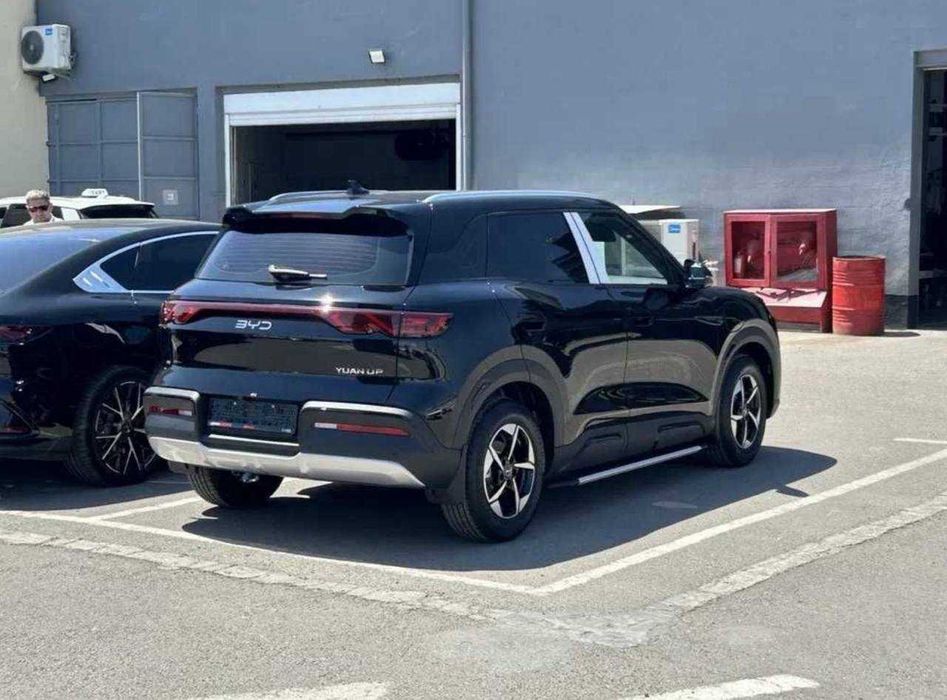 BYD Yuan Up Naqt va Rassrochkaga