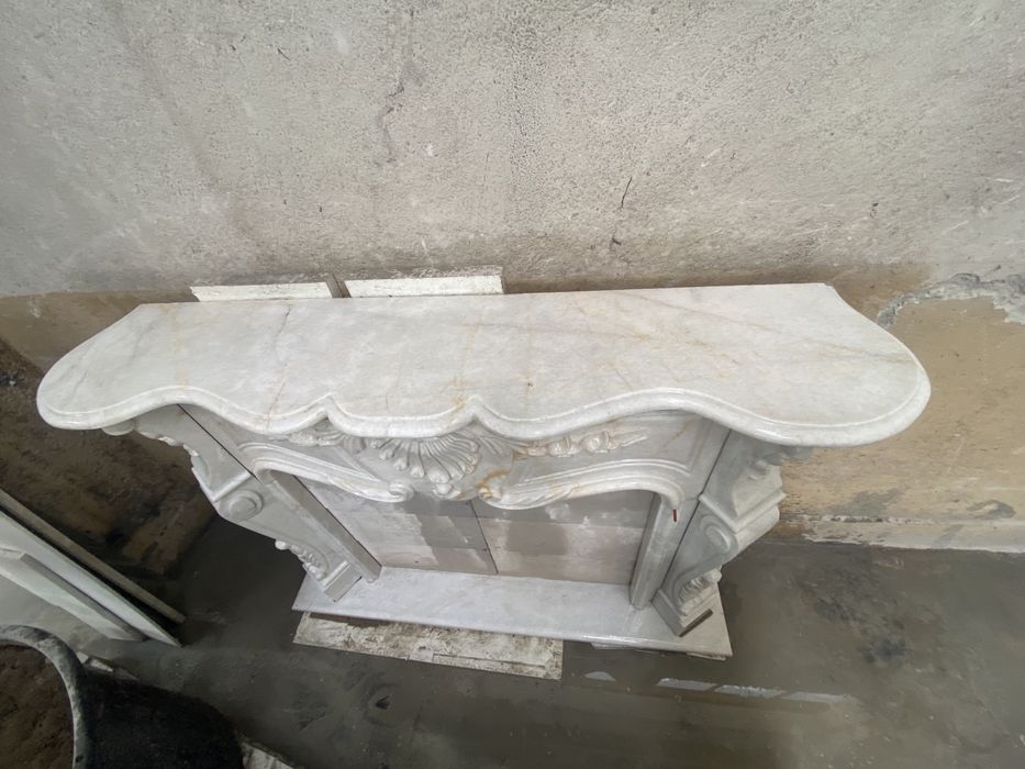 Камина от мрамор