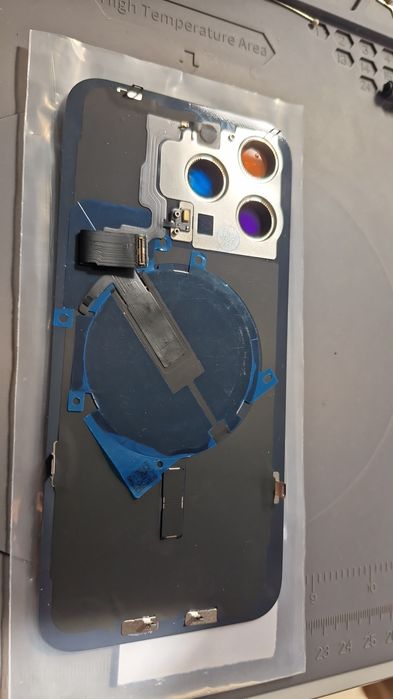 Capac spate pentru iPhone 15PM