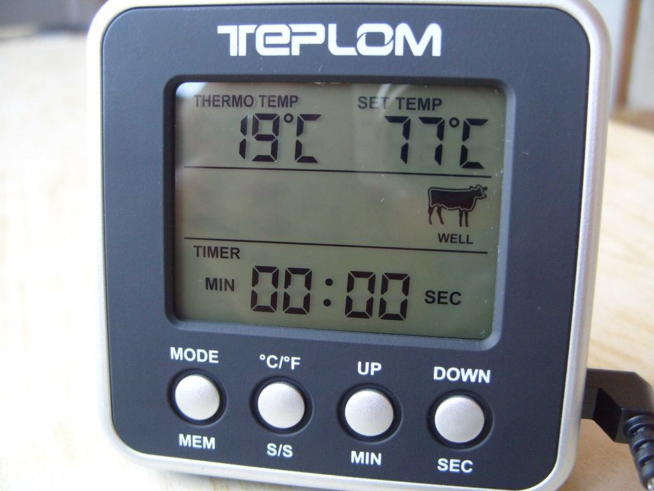 Готварски термометър TM-2381, с таймер и сонда. Българско ръководство