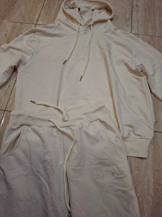 Дамски  спортен комплект