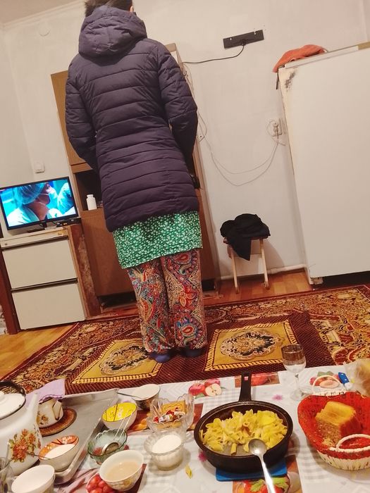 Продам куртку женскую