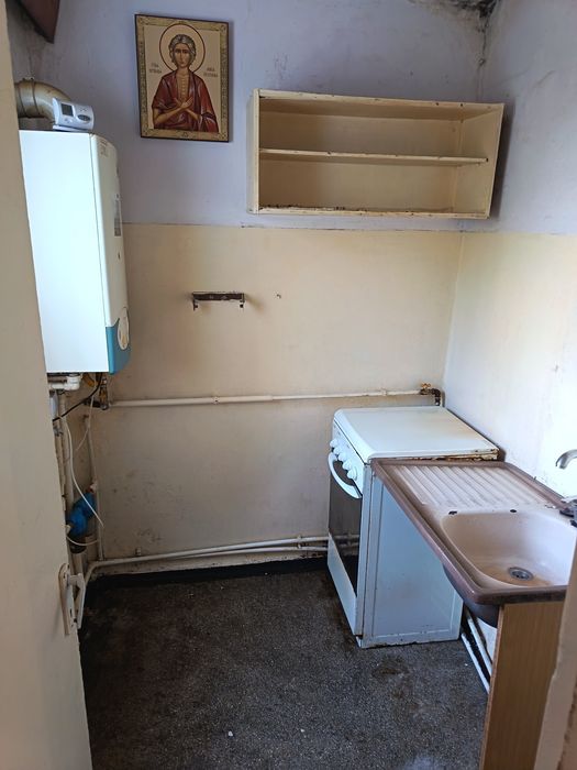 Apartament 2 camere zona Alexandru cel Bun