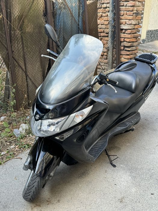 Продавам Suzuki Brgman