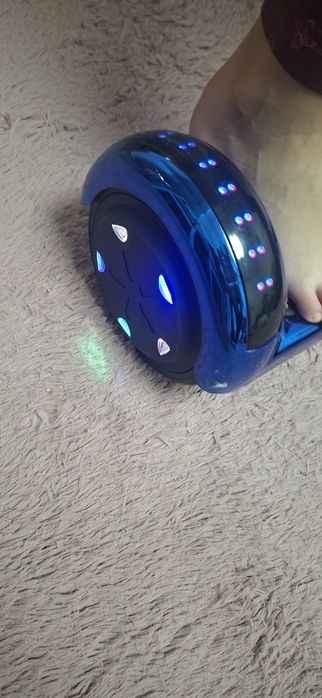 Hoverboard cu acumulator nou instalat