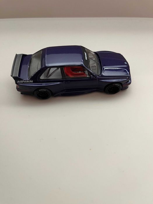 Mini GT Kaido House BMW M3 E30, BMW M5